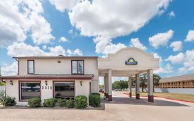 Days Inn By Wyndham Bryan College Station